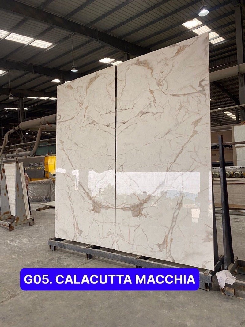 G05. Calacutta Macchia - 3200x1600x15